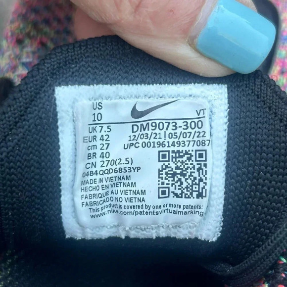 Nike Air Max Flyknit Racer Multicolor Soccer Sneakers Size 10 - Picture 8 of 9